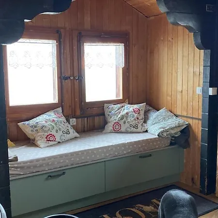 Chalet La Marmotte 1800m Ollon